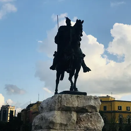 Ξενοδοχείο Drinos Τίρανα