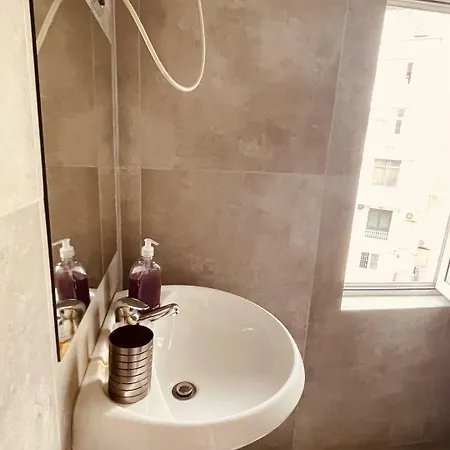 Drinos 3* Tirana