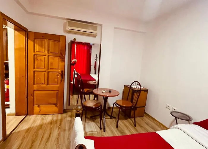 מלון Drinos טיראנה